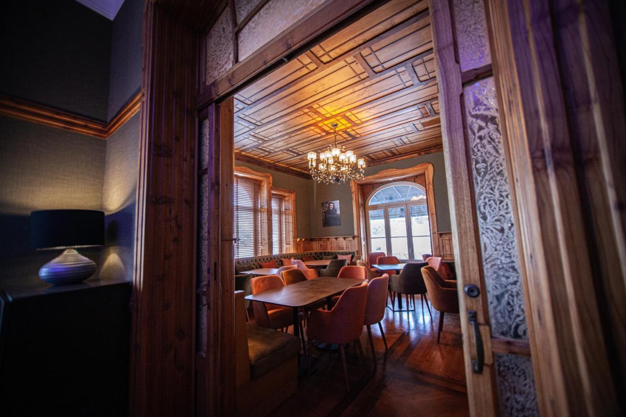 Storytellers Palace ساو مارتينهو دو بورتو المظهر الخارجي الصورة